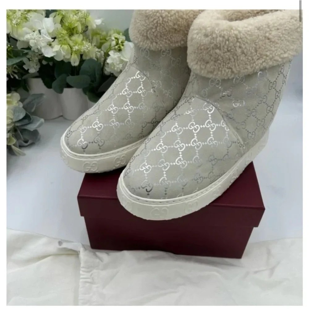 Gucci women's boots with Marino wool lining size 39 made in Italy